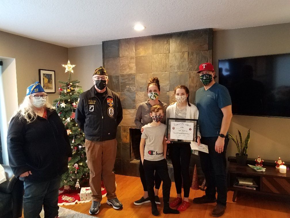 Patriot's Pen First Place Entry for Three Rivers VFW Post 1324 Adelyn Hutchinson & Family, with Auxiliary President Janice Wilson and Post Commander Greg Arnold.
Adelyn also placed 3rd in the District competition!